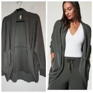 SPANX Air Essentials Cardigan Cocoon Wrap